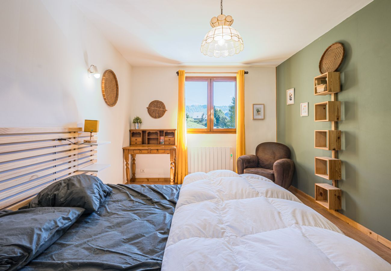 Chalet in Saint-Sorlin-d´Arves - Fully equipped chalet for 14 pers