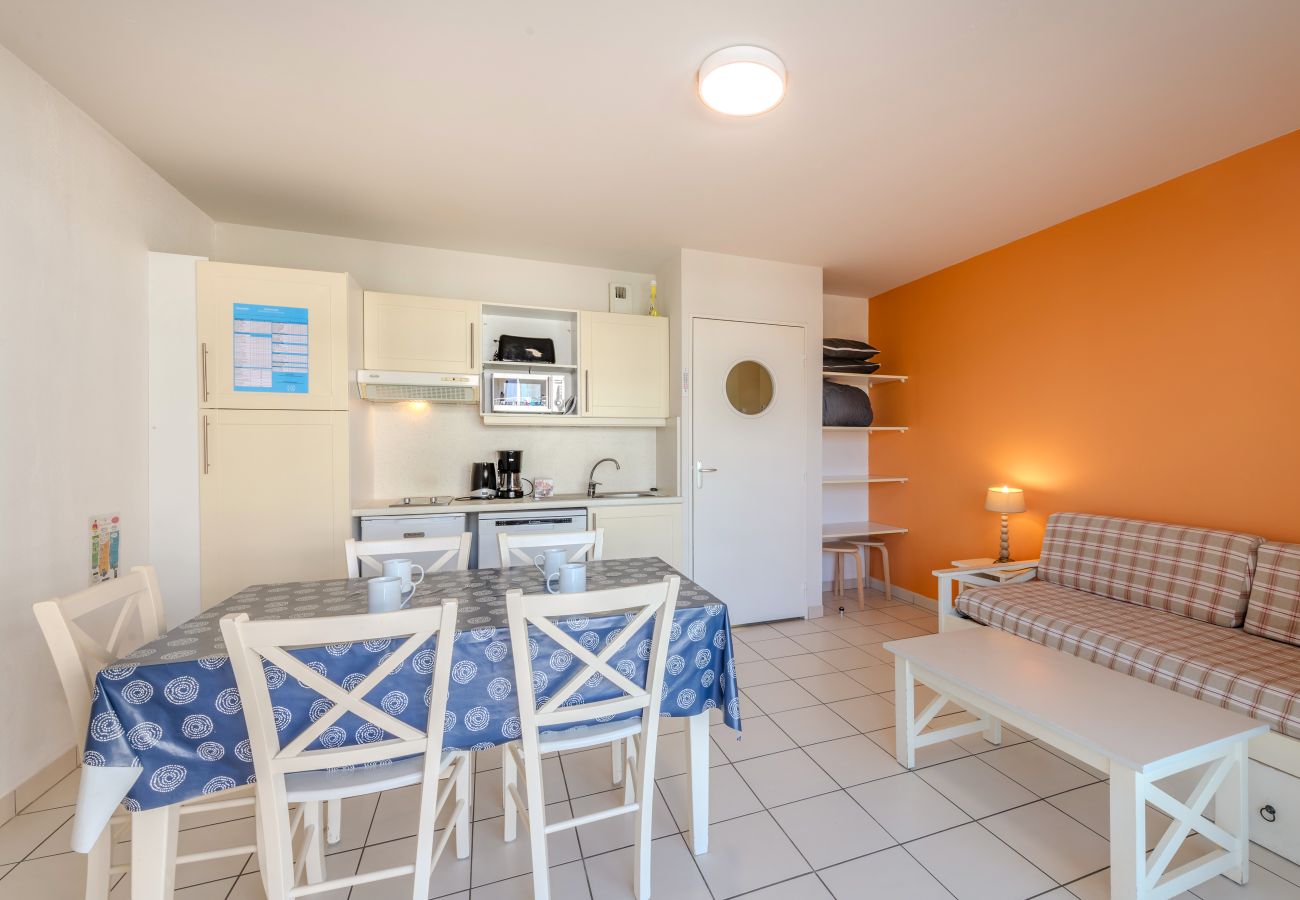 Apartment in Plougonvelin - Beautiful apt for 6 pers right by the water