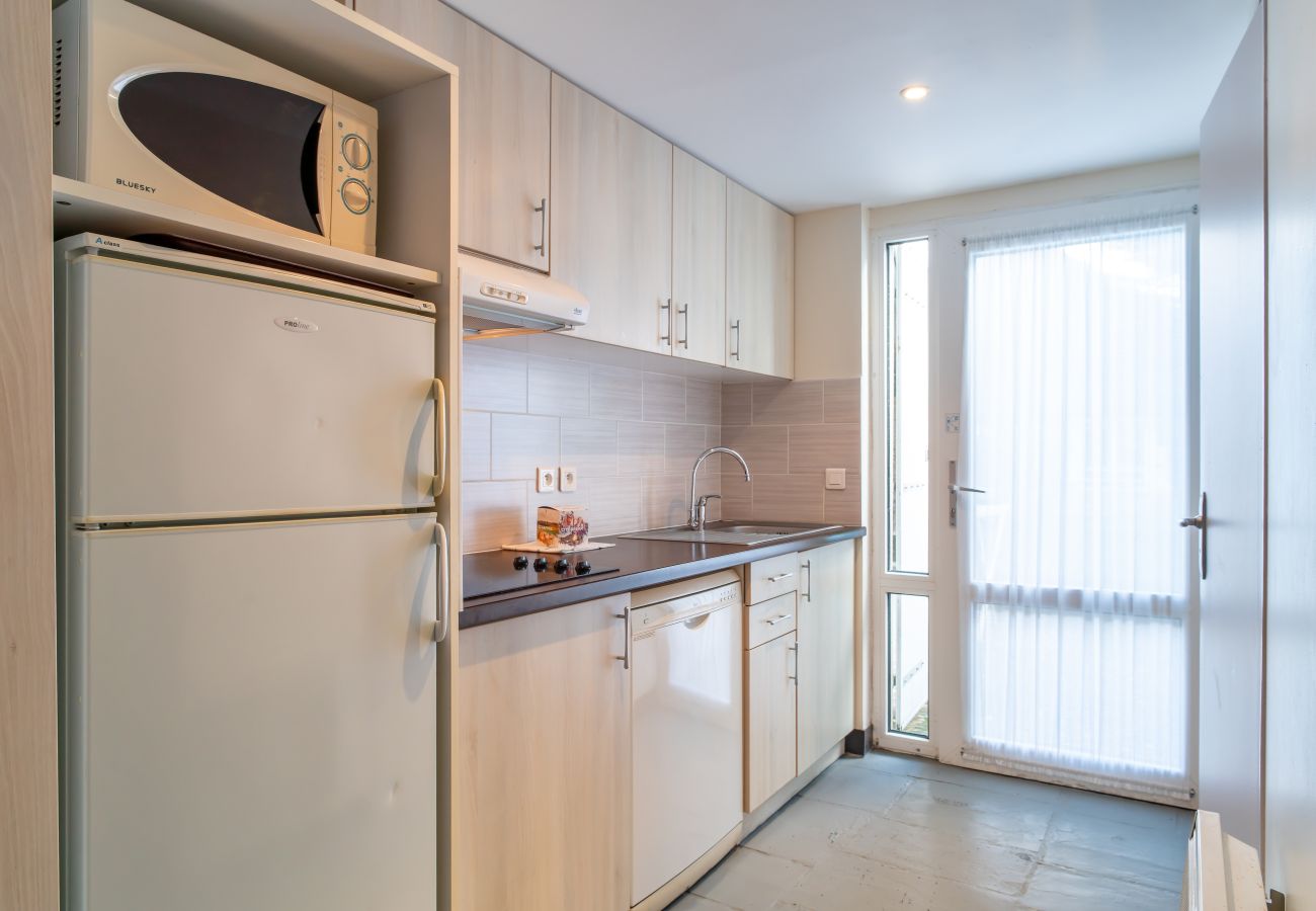 House in Guidel - Cottage for 4 people near the sea with a swimming pool and terrace