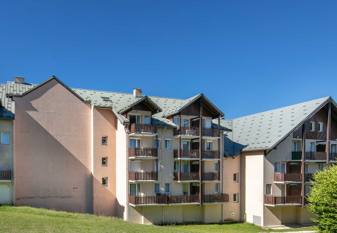 Studio in Villard-de-Lans - Charming cabin studio, sleeps 4