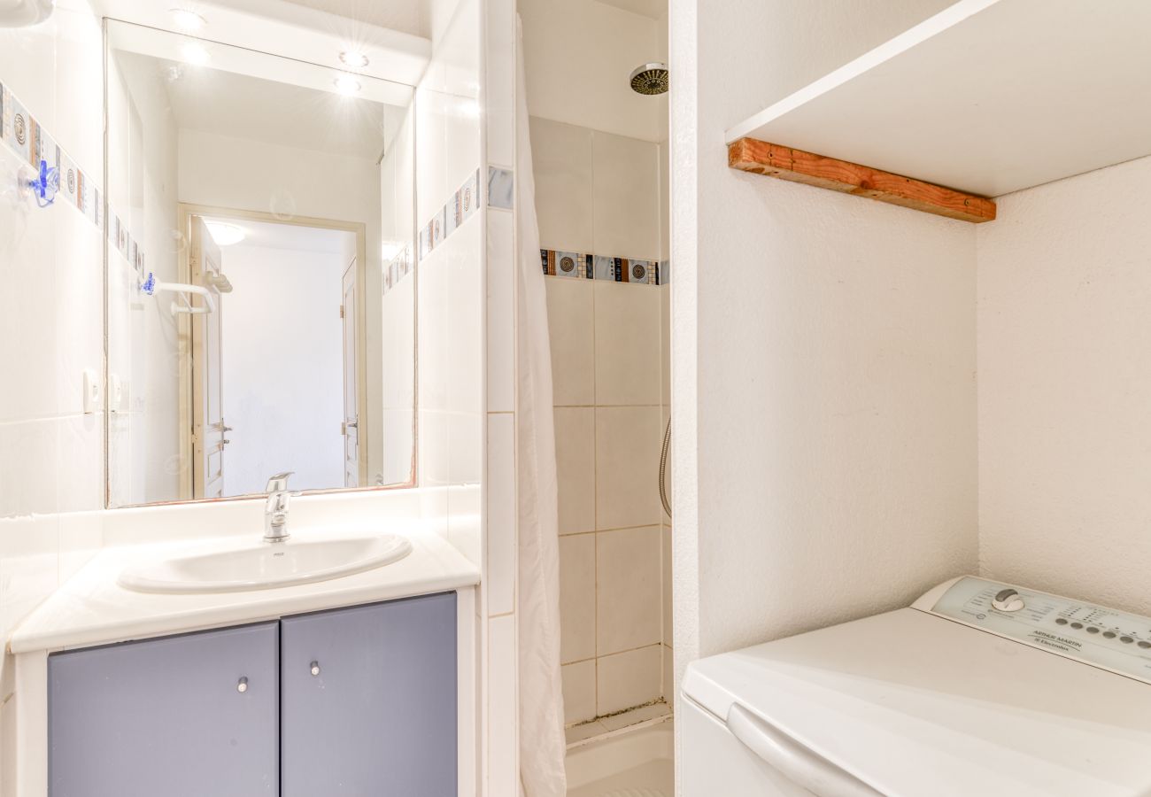 Apartment in Sérignan - apartment with sea view, sleeps 6, balcony