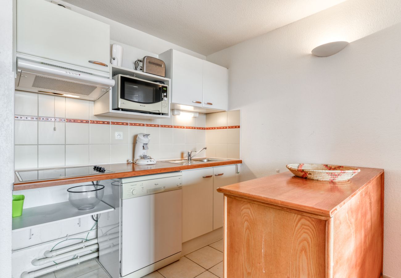 Apartment in Sérignan - apartment with sea view, sleeps 6, balcony