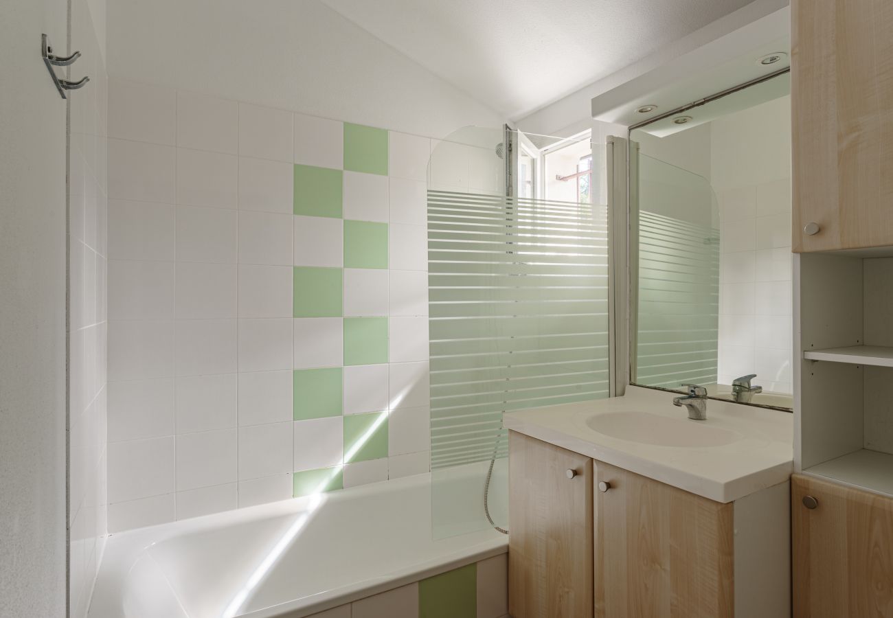 House in Ondres - Charming House for 6 in Residence with Pool