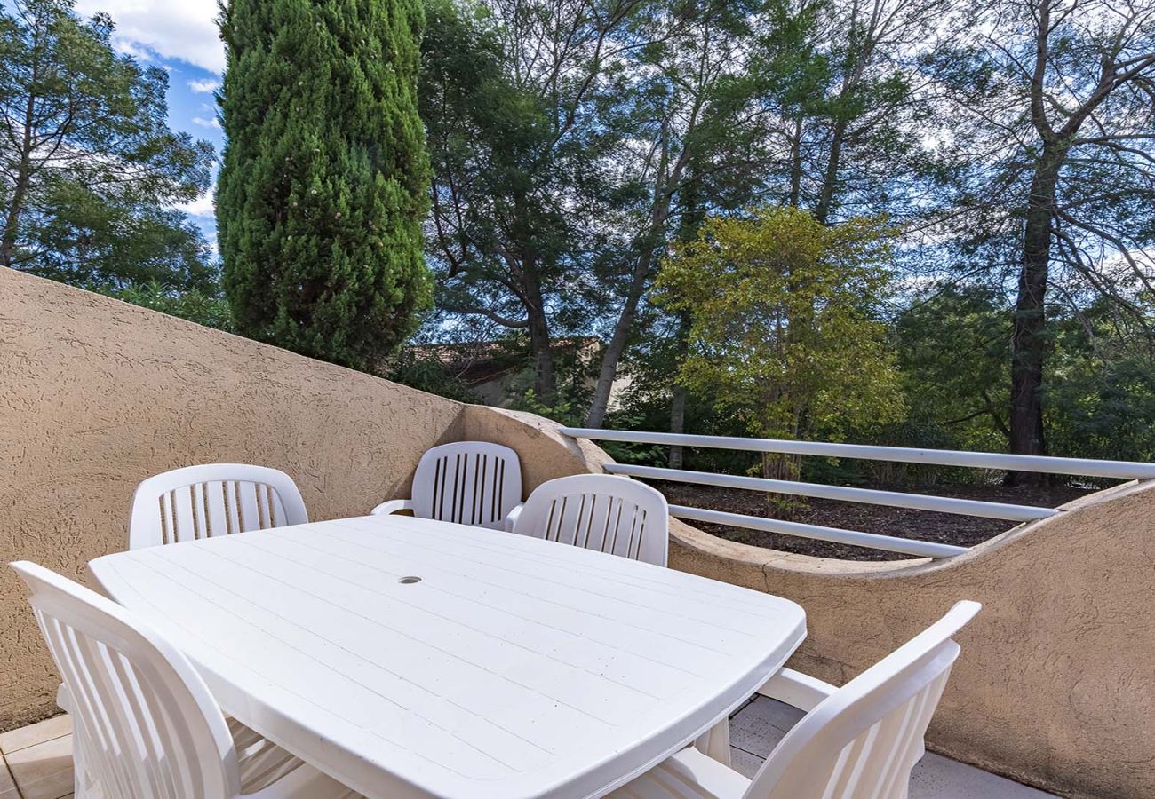 Terraced House in Sari-Solenzara - Cottage, sleeps 5, terrace, close to the sea