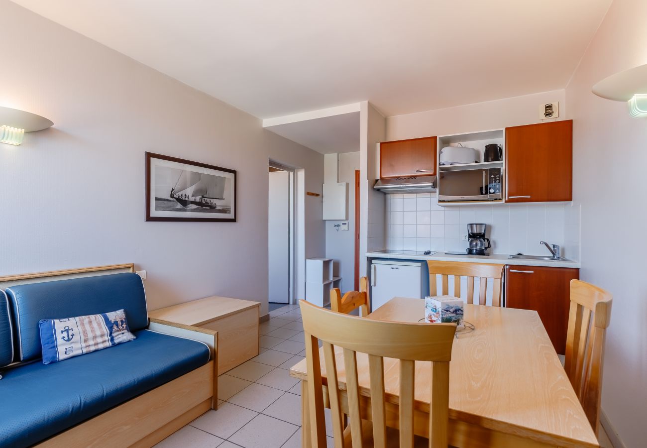 Apartment in La Tranche-sur-Mer - Nice Apt 5 pers near the beach with pool