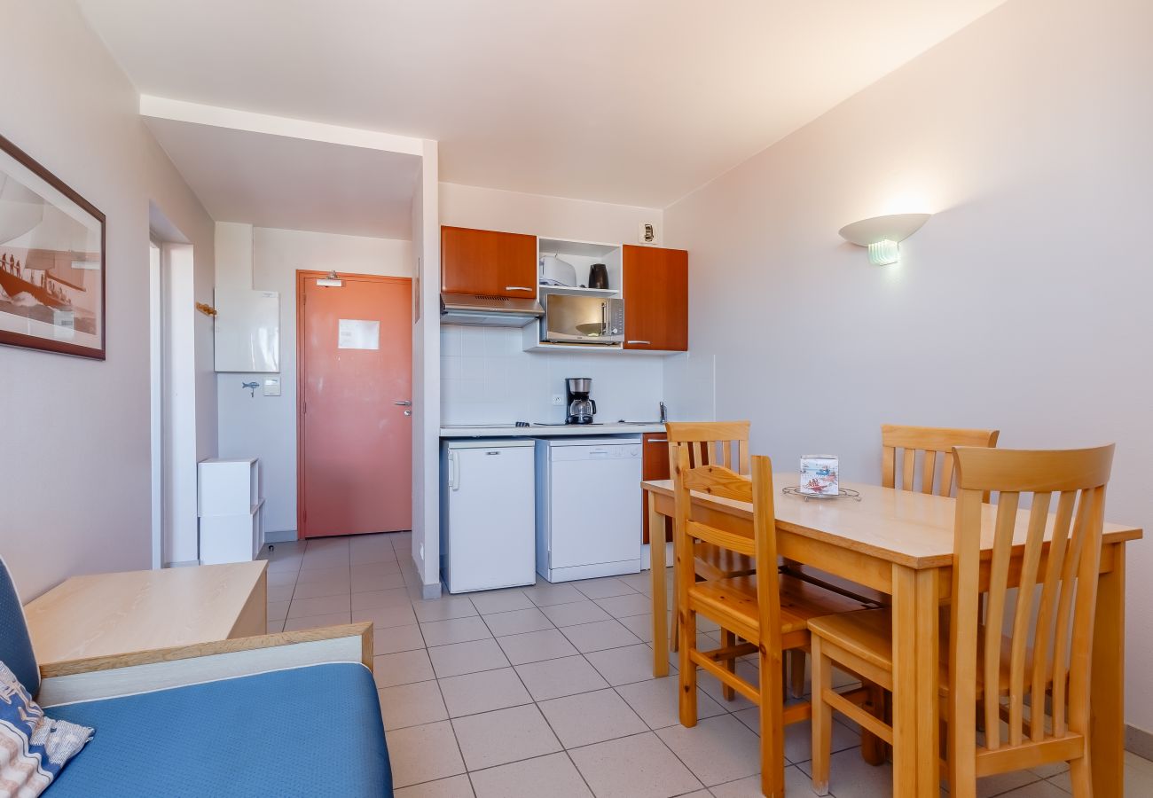 Apartment in La Tranche-sur-Mer - Nice Apt 5 pers near the beach with pool