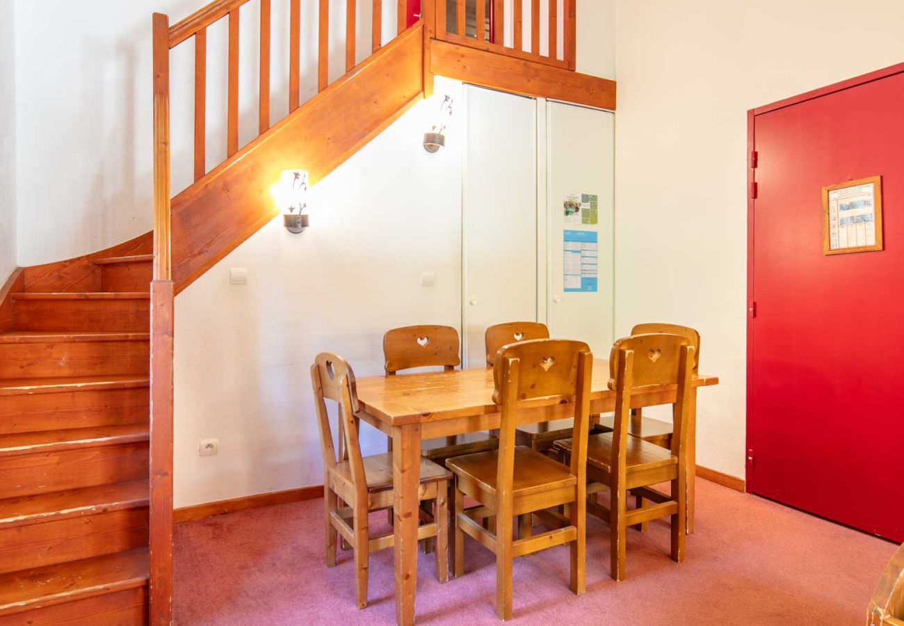 Apartment in Modane - Charming apartment, sleeps 6, balcony