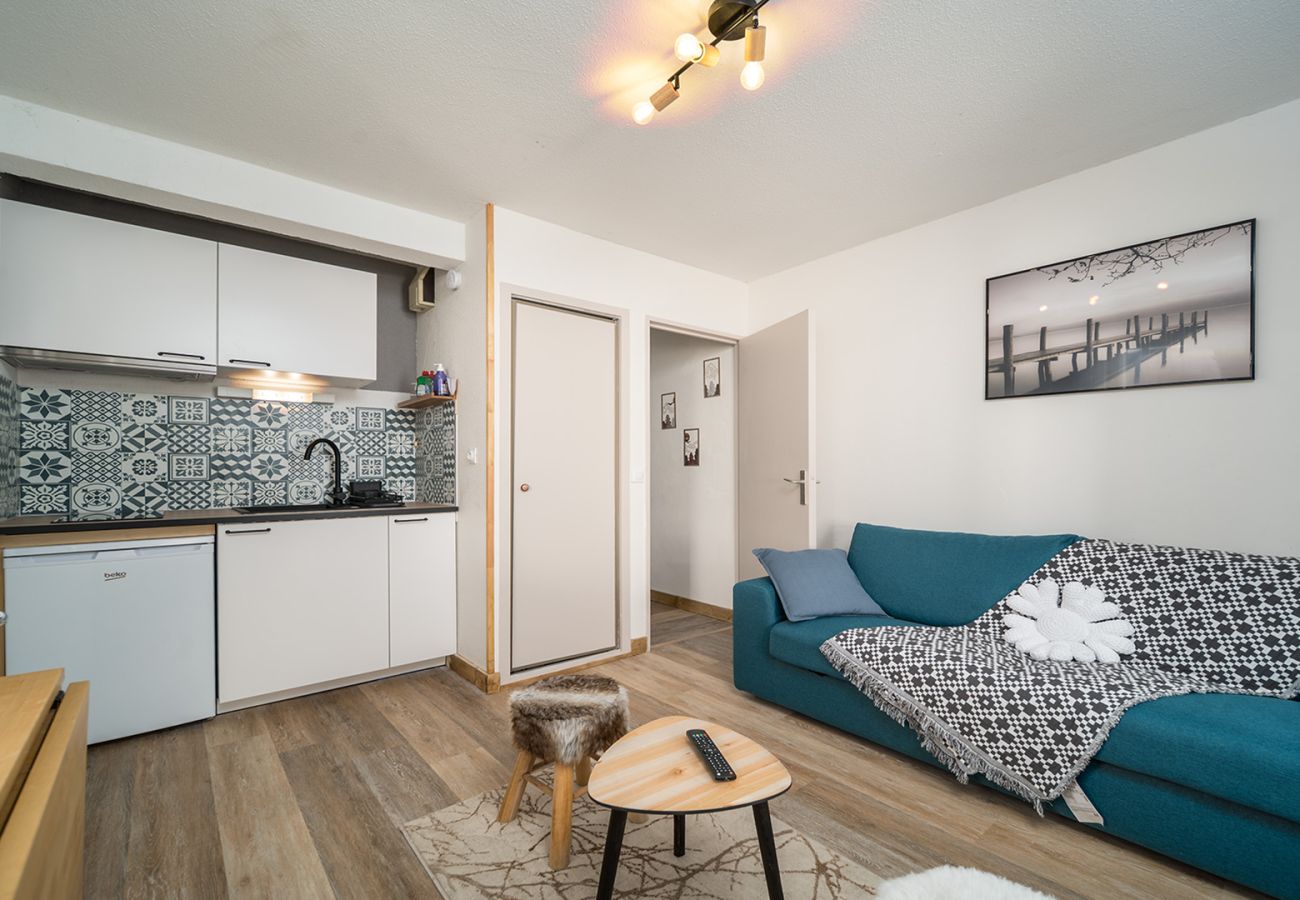 Apartment in Allos - Nice Apt for 5 pers near the slopes