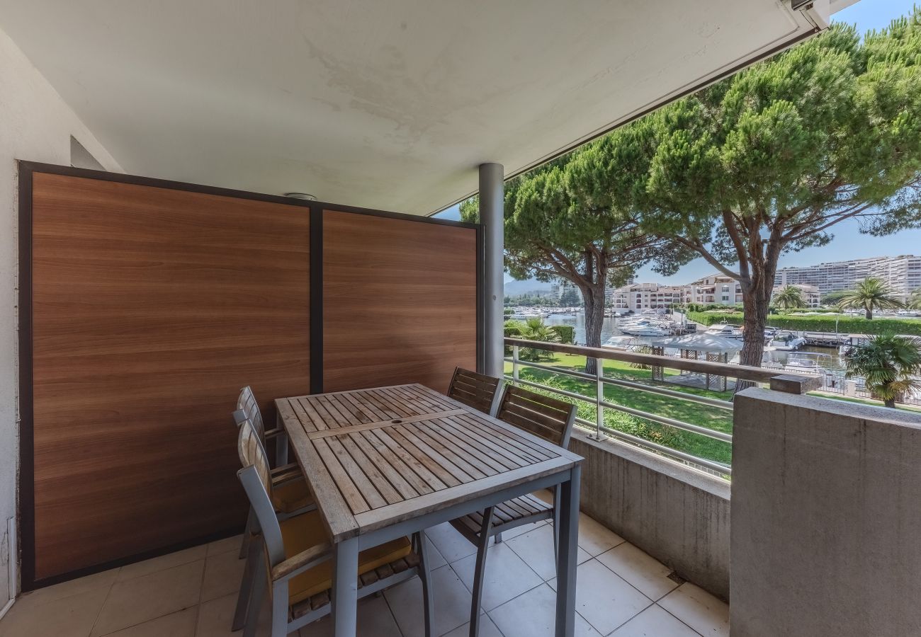Apartment in Mandelieu-la-Napoule - Nice apart for 4pers, close to the marina