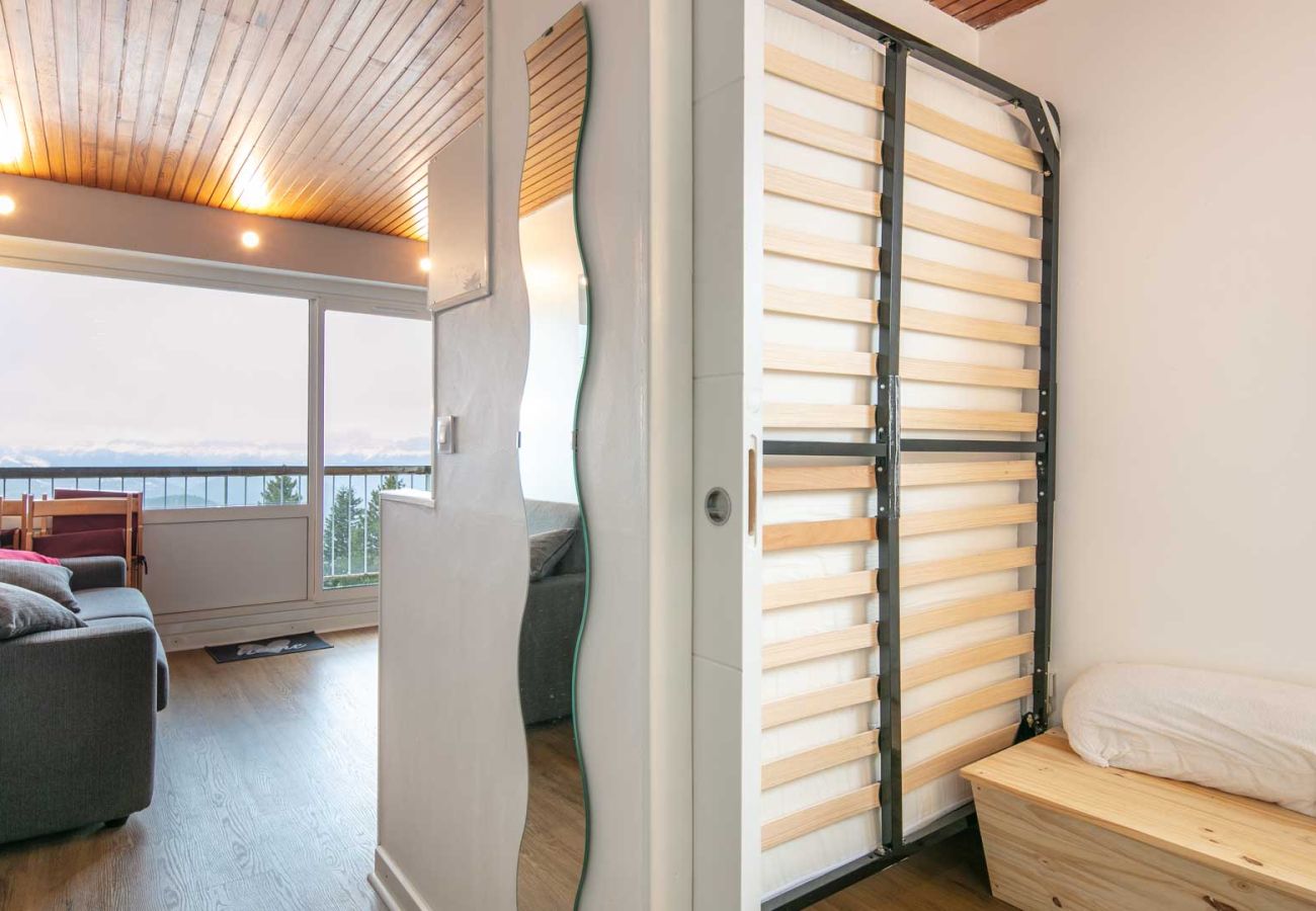 Apartment in Chamrousse - Nice Apt for 4 pers near the slopes