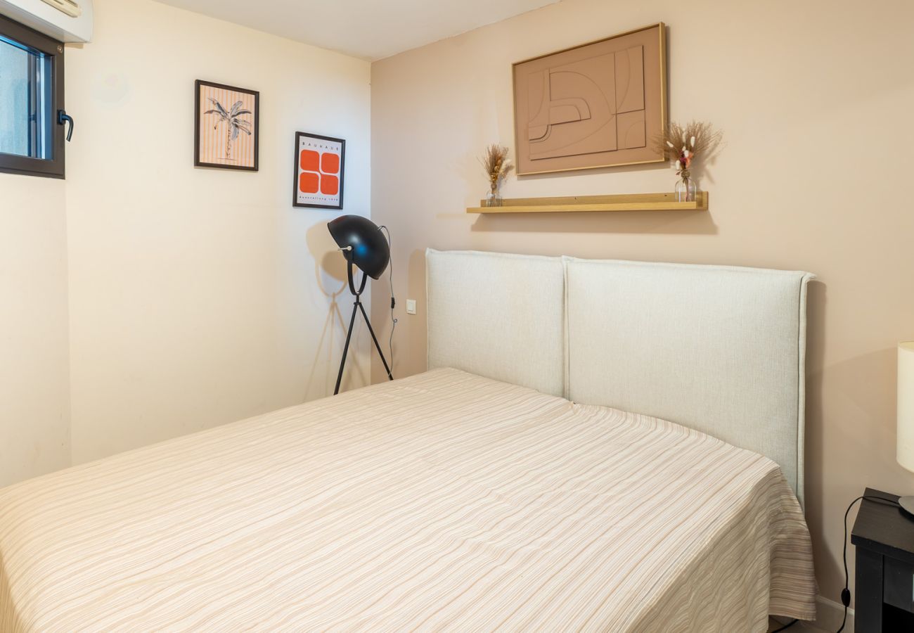 Apartment in Mandelieu-la-Napoule - Air-conditioned flat overlooking the marina