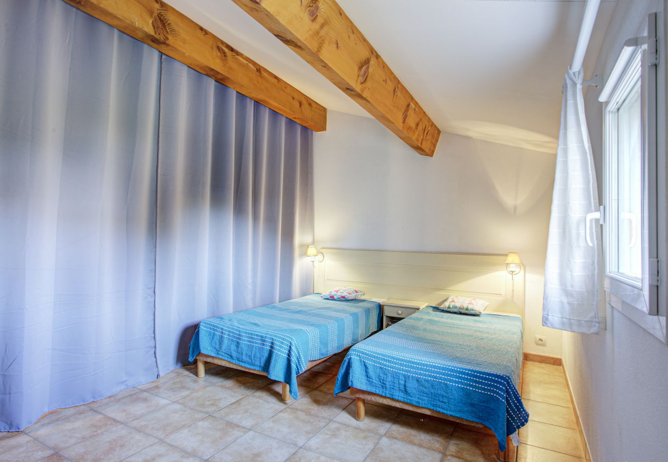 Villa in Homps - Nice air-conditioned Villa for  6 pers near the lake