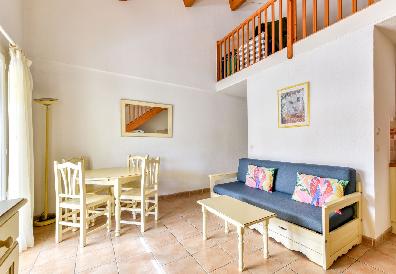 Villa in Homps - Charming villa with garden for 6 pers