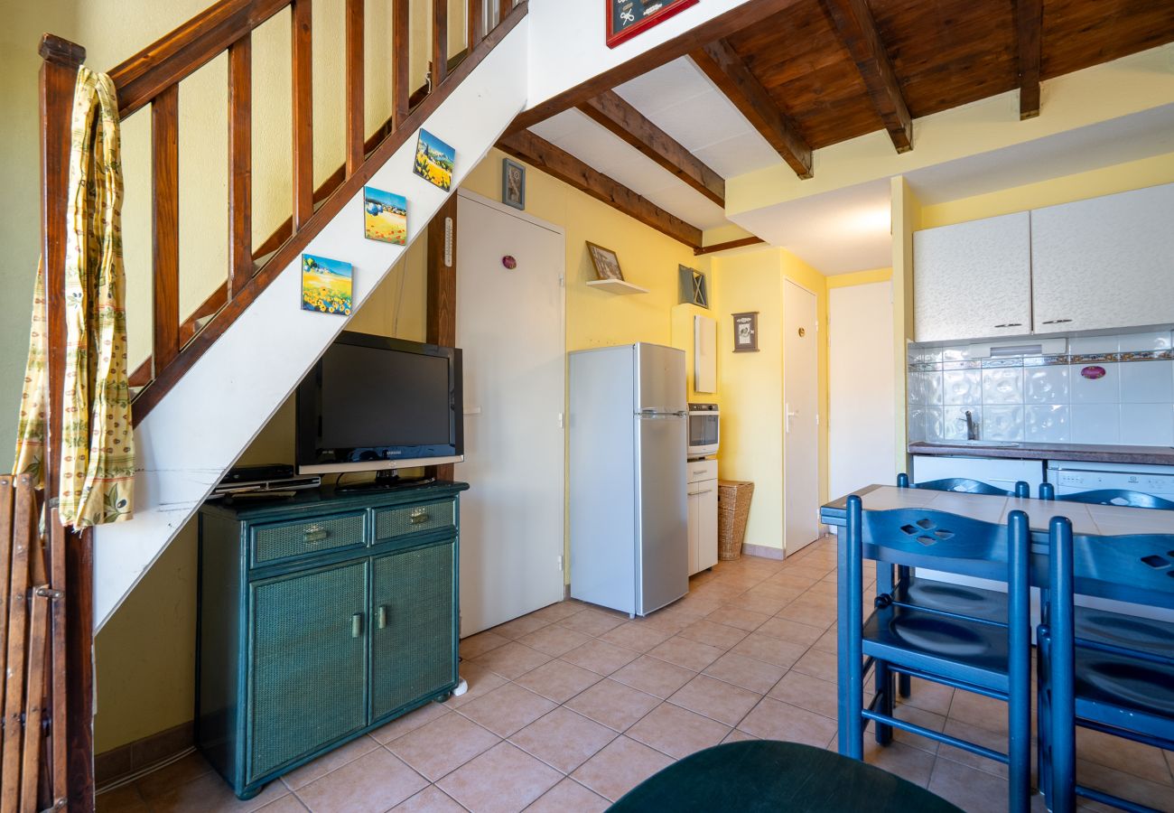 Apartment in Agde - Charming apart for 8 pers near the sea