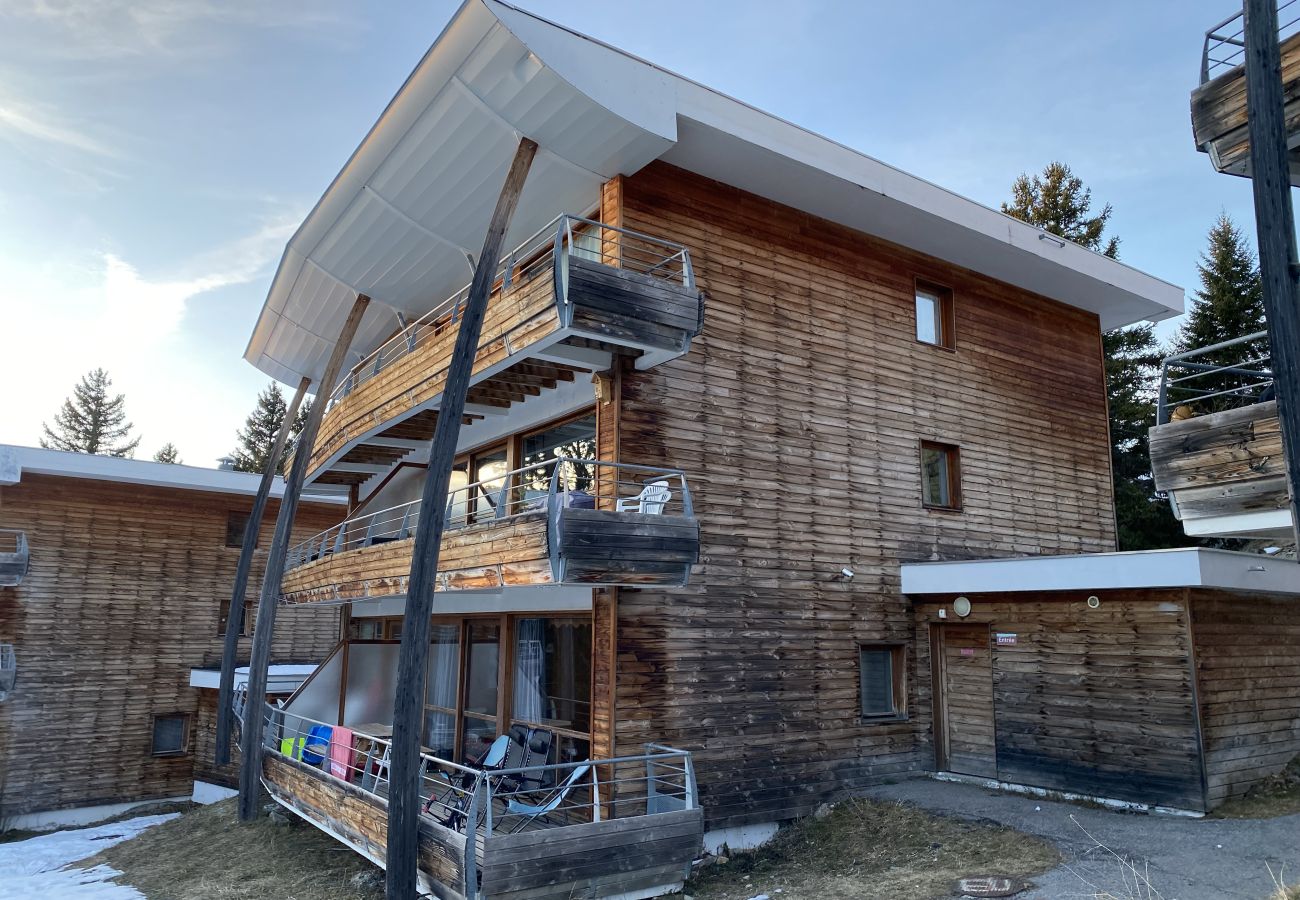 Apartment in Chamrousse - Apartment for 7 people, balcony, mountain view