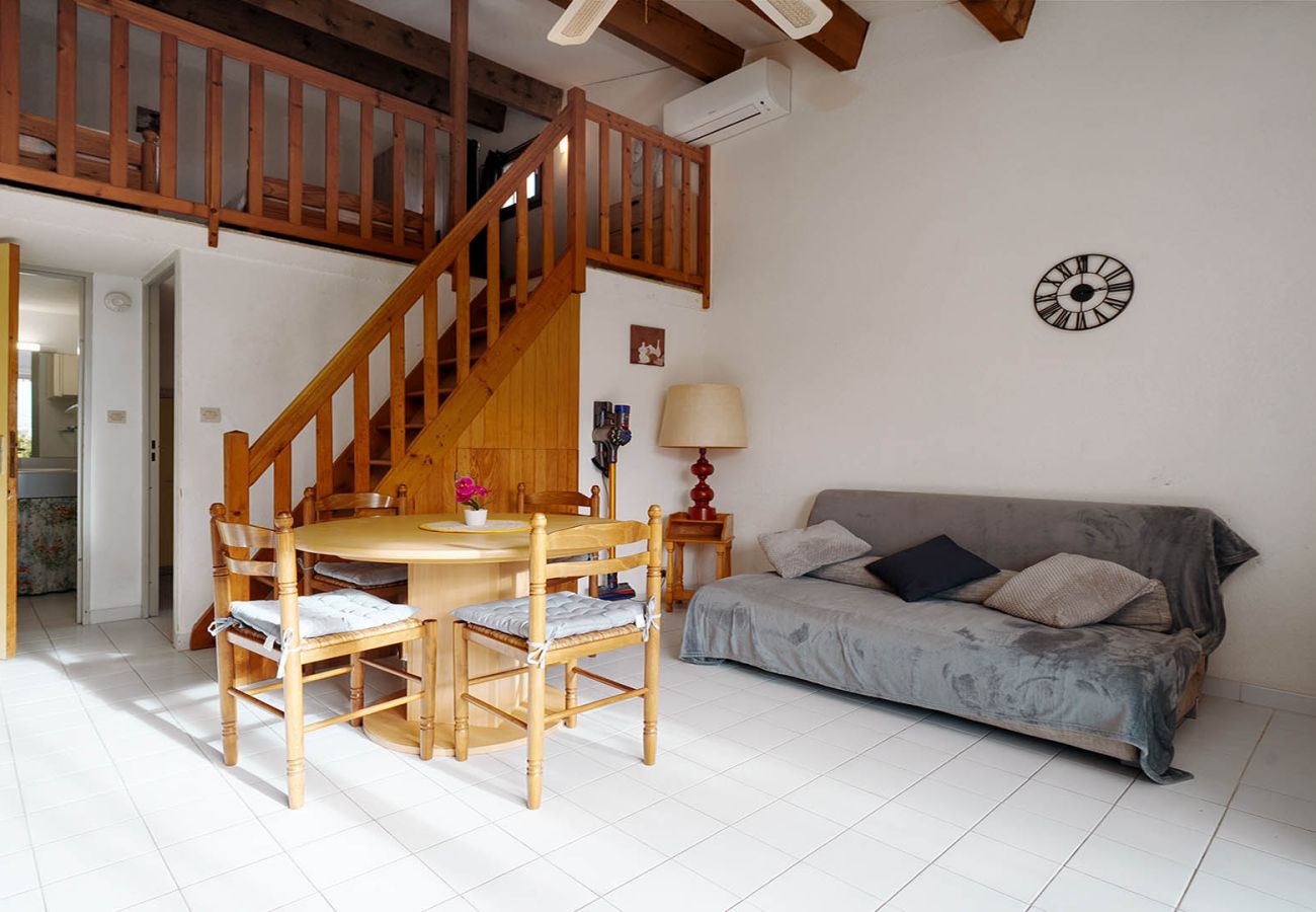 Apartment in Agde - Nice apartment with terrace, close to the sea, sleeps 6