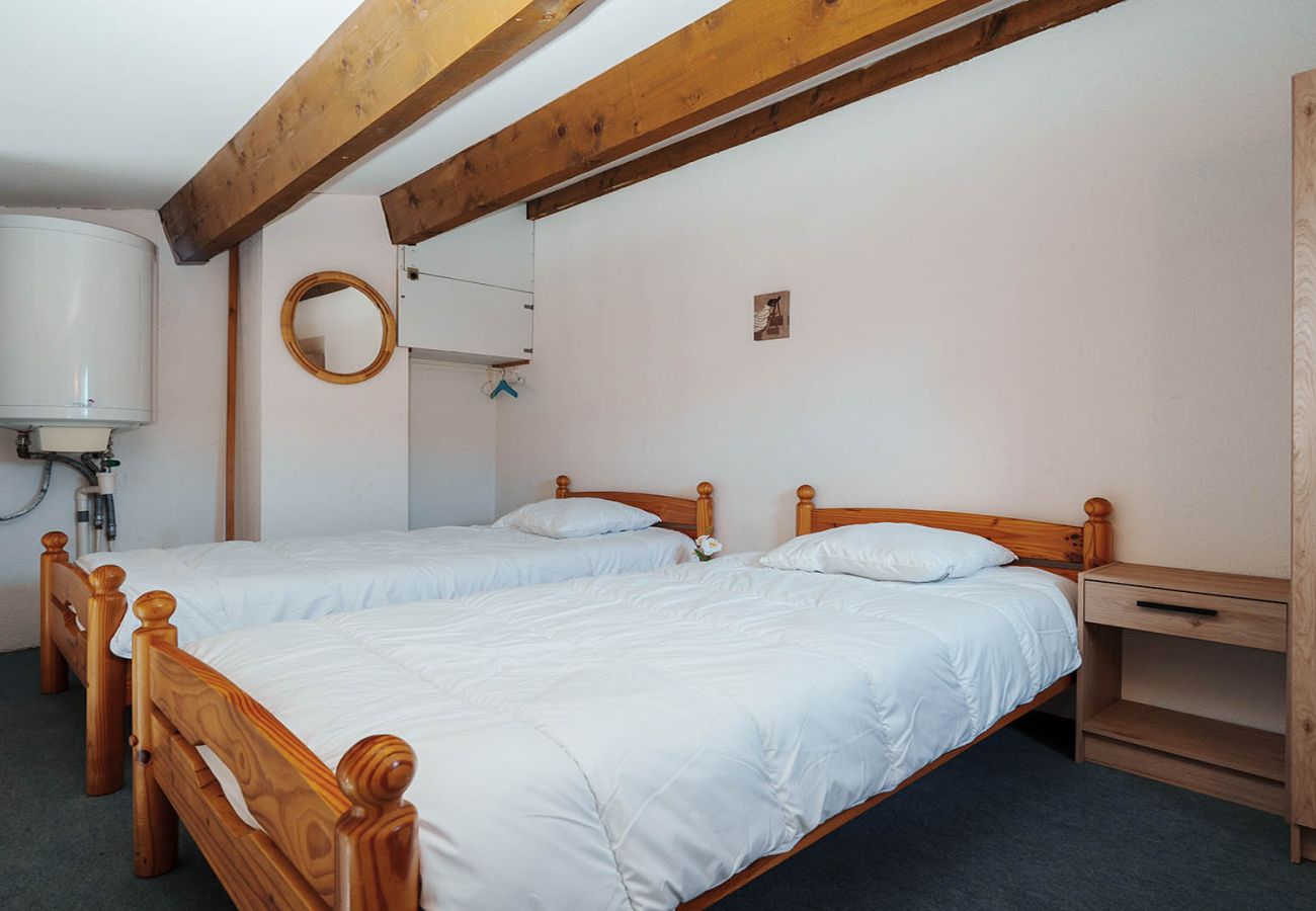 Apartment in Agde - Nice apartment with terrace, close to the sea, sleeps 6