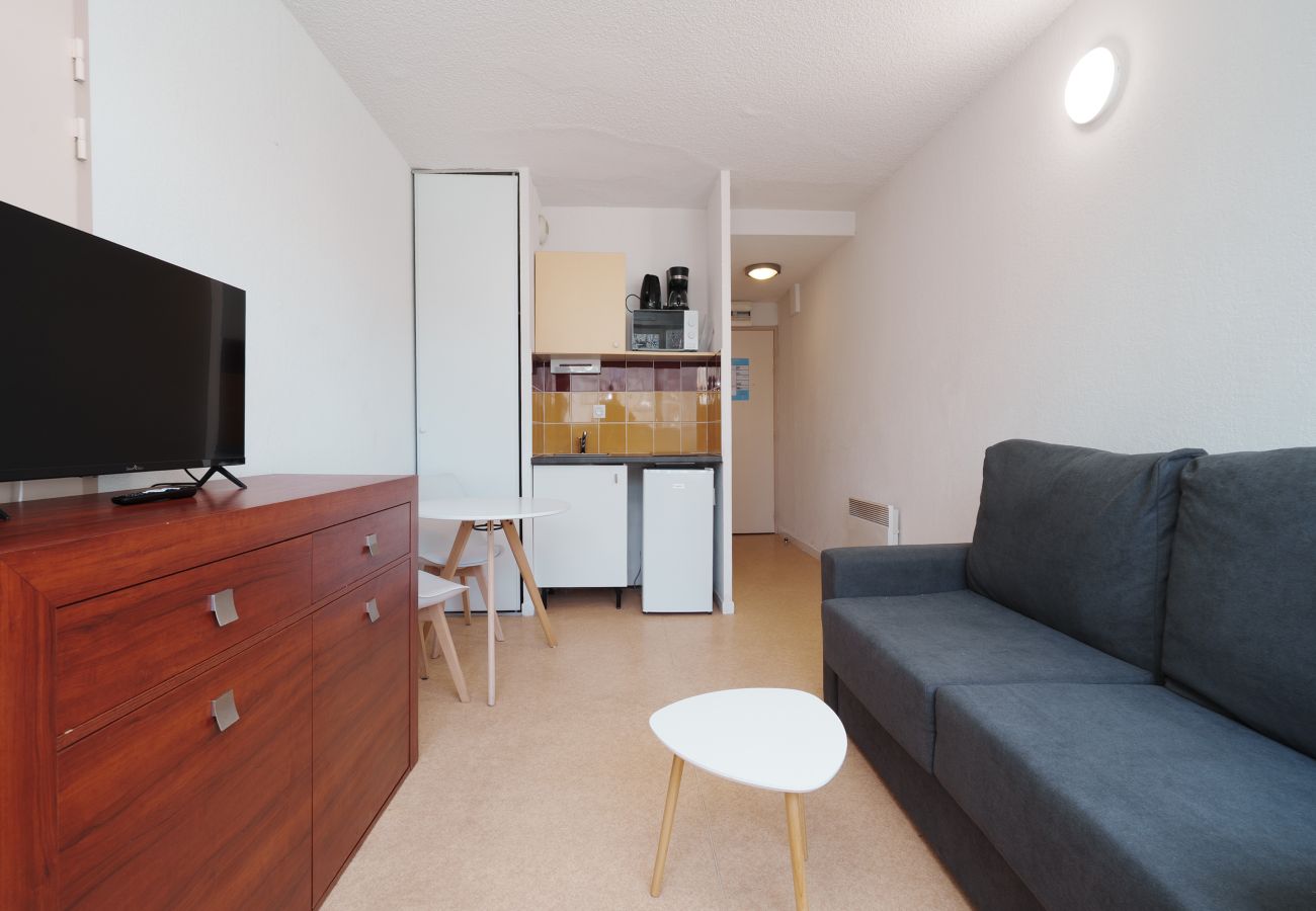 Studio in Agde - Charming Studio - Sleeps 2 - Close to the sea