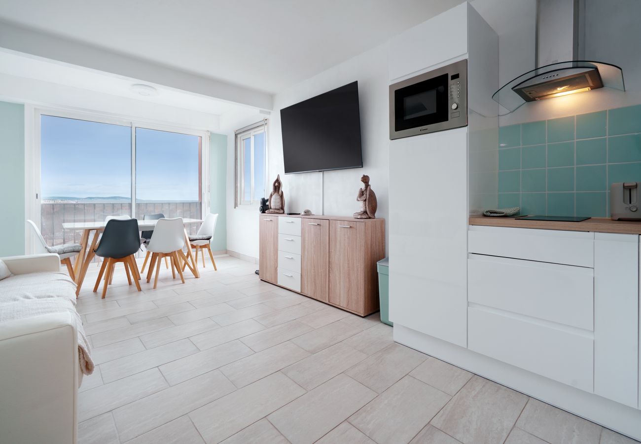 Apartment in Agde - Nice apartment with terrace, close to the sea, sleeps 6