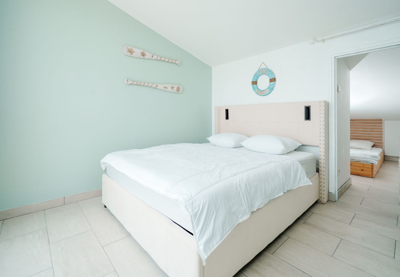 Apartment in Agde - Nice apartment with terrace, close to the sea, sleeps 6
