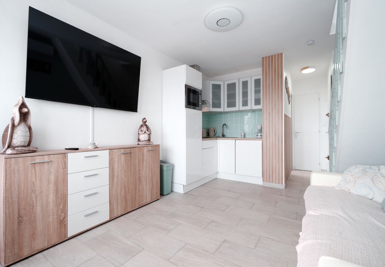 Apartment in Agde - Nice apartment with terrace, close to the sea, sleeps 6