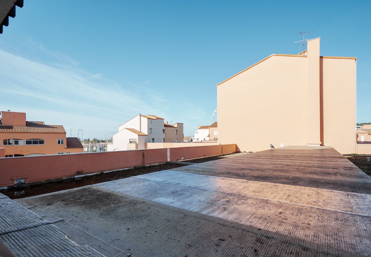 Studio in Agde - Charming Studio - Sleeps 3 