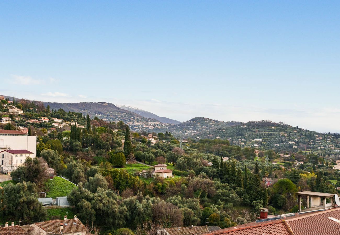 Apartment in Grasse - Apartment with a pool and balcony in Grasse