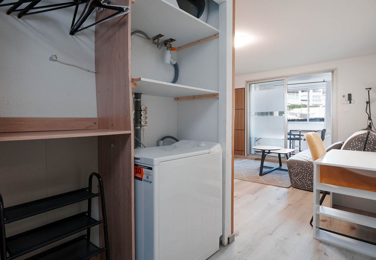 Apartment in Agde - Renovated apart for 4, near the harbor