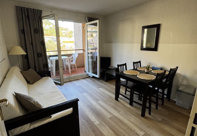 Apartment in Grasse - Charming apartment for 4 people with a balcony