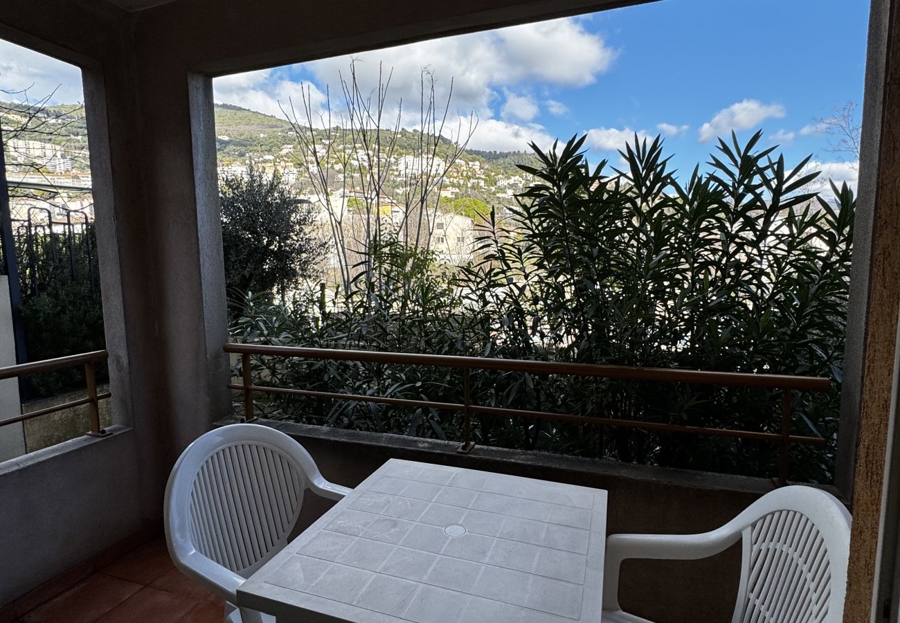 Apartment in Grasse - Bright apartment for 4 people, with a balcony