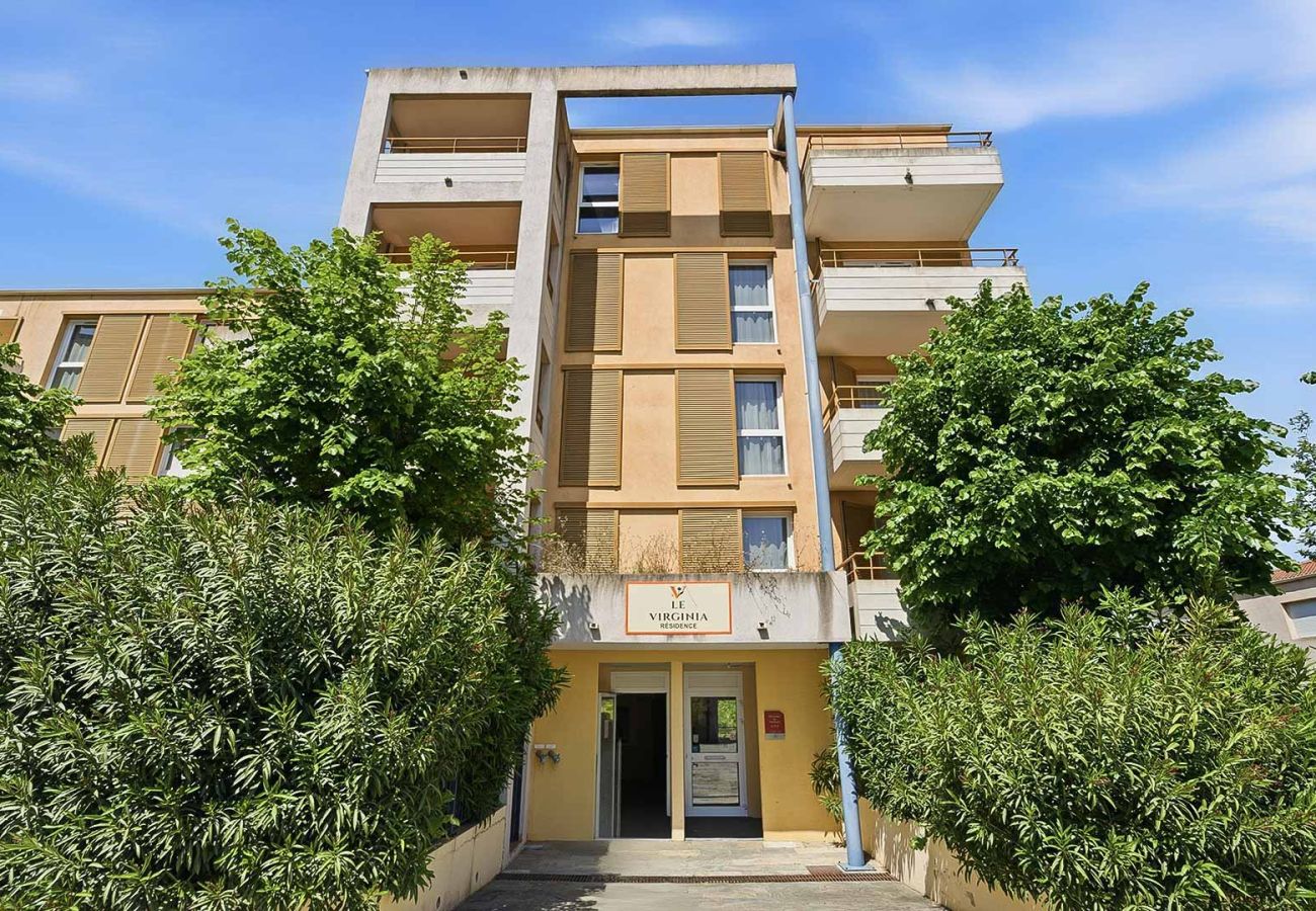 Apartment in Grasse - Air-conditioned, refurbished flat for 4 people with a balcony