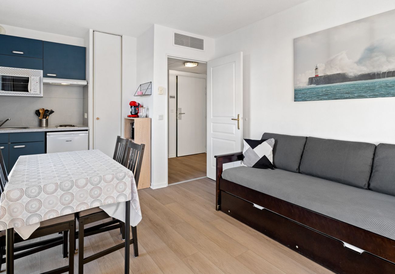 Apartment in Grasse - Charming apartment for 4 people with air conditioning and a balcony