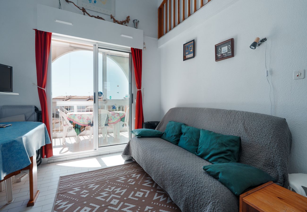 Apartment in Agde - Charming apartment with a loft, sleeps 4, ocean view