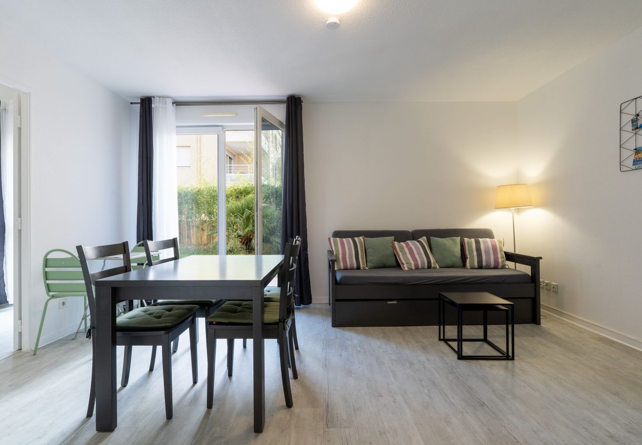 Apartment in Grasse - Bright apartment for 4 people, with a garden