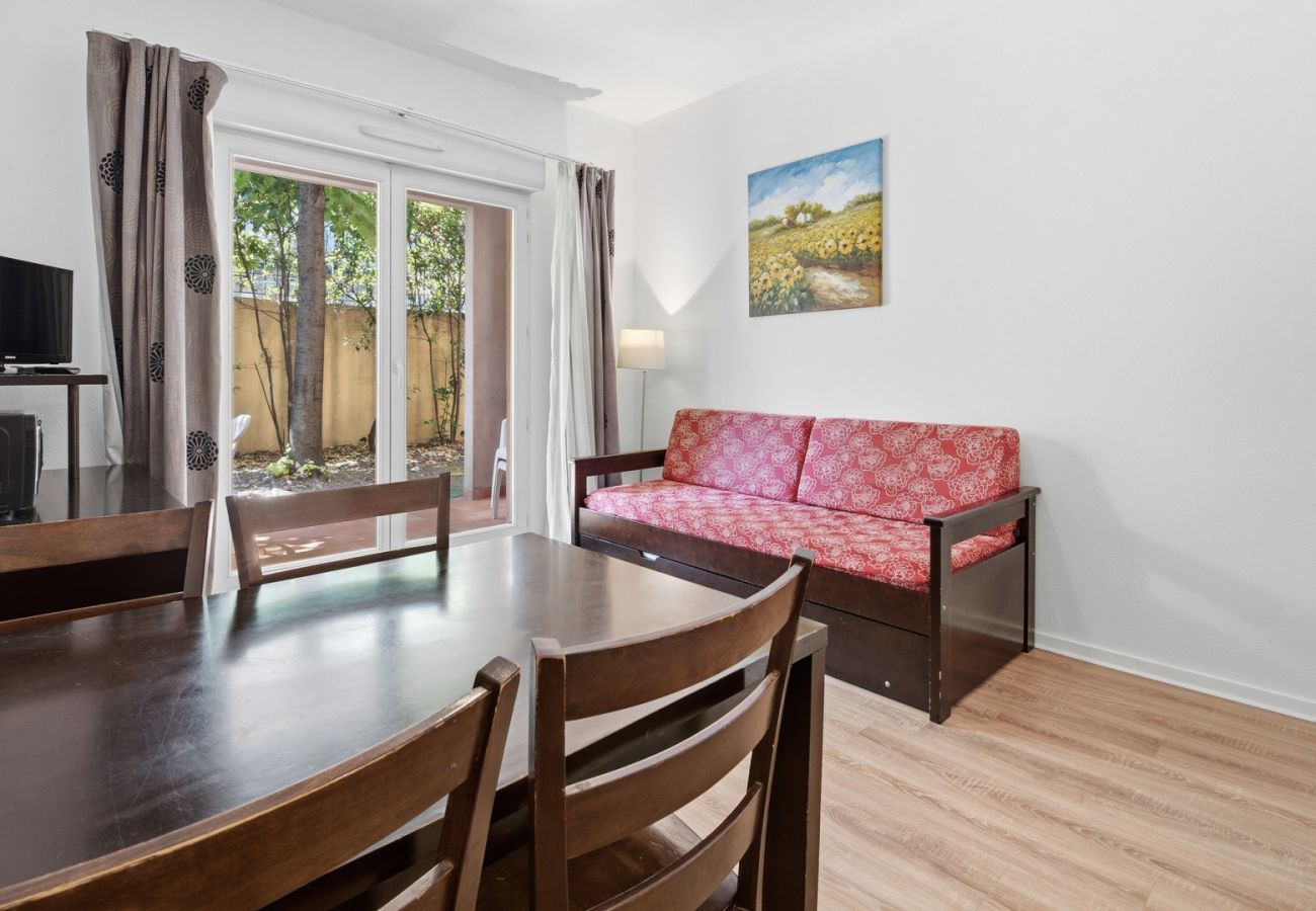 Apartment in Grasse - Nice apartment with a garden, sleeps 4