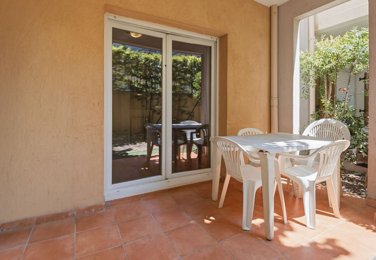 Apartment in Grasse - Nice apartment with a garden, sleeps 4