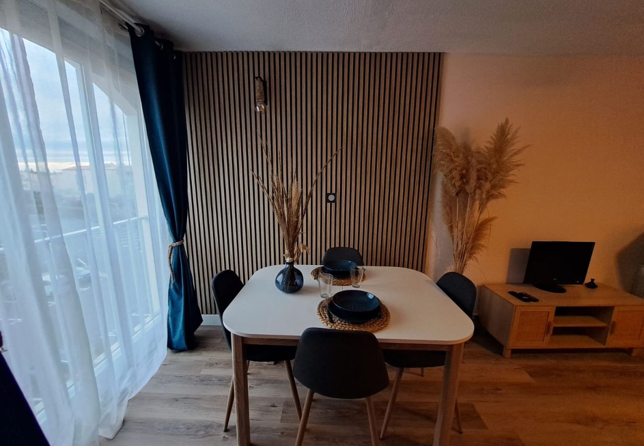 Studio in Agde - Charming studio for 4 people, near the harbour