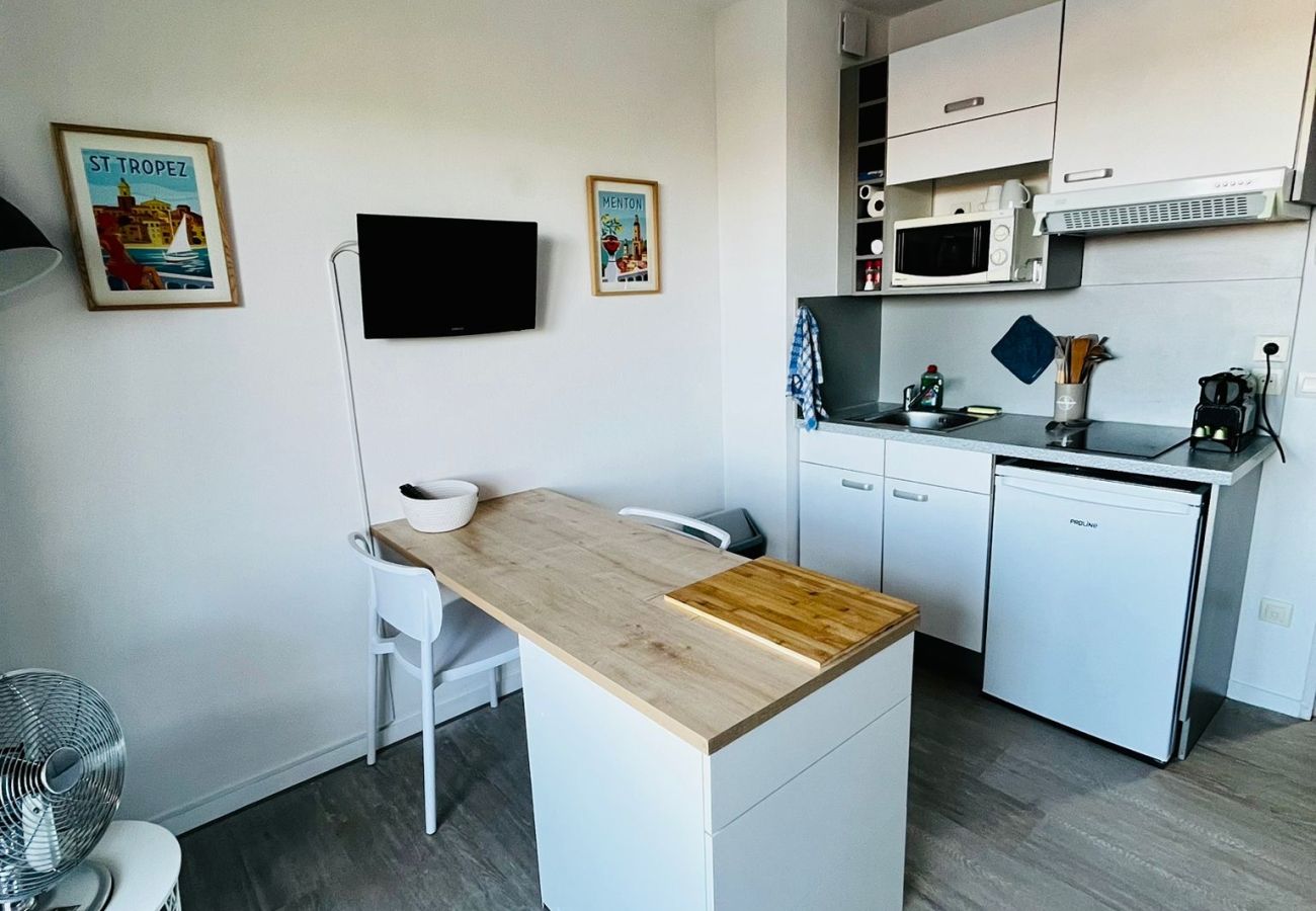 Studio in Grasse - Charming Studio for 2 people, near the shops