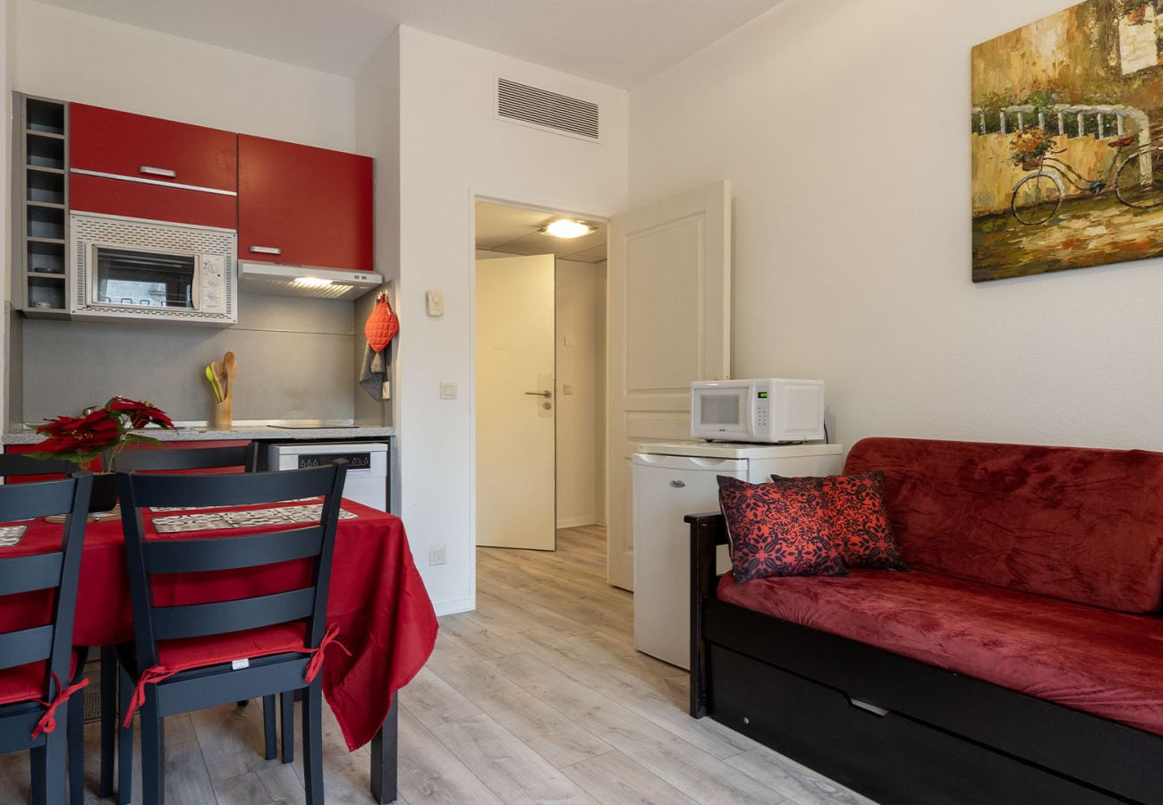 Apartment in Grasse - Cozy apartment for 4 people with a terrace