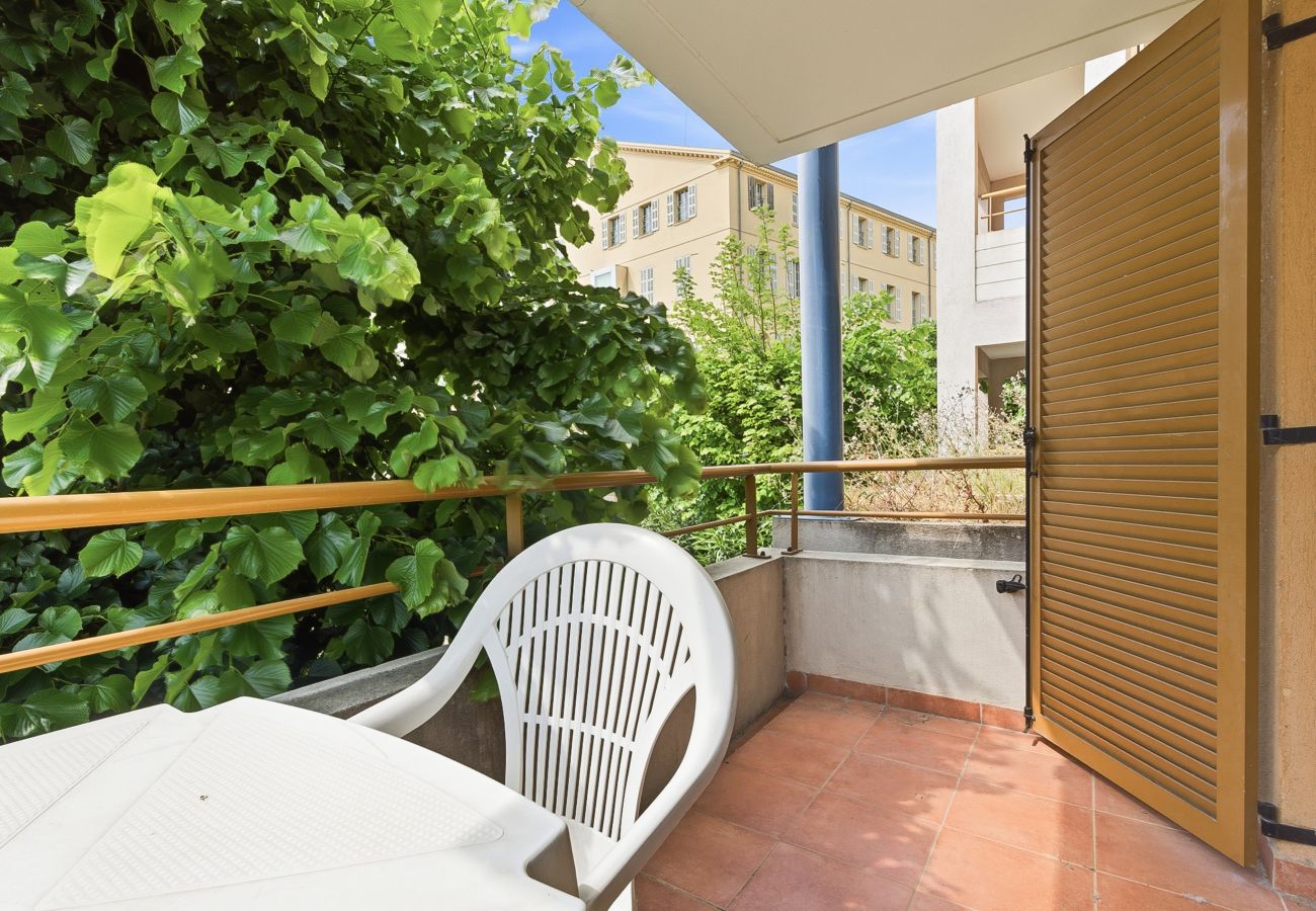 Apartment in Grasse - Charming apartment for 4 people - near the sea