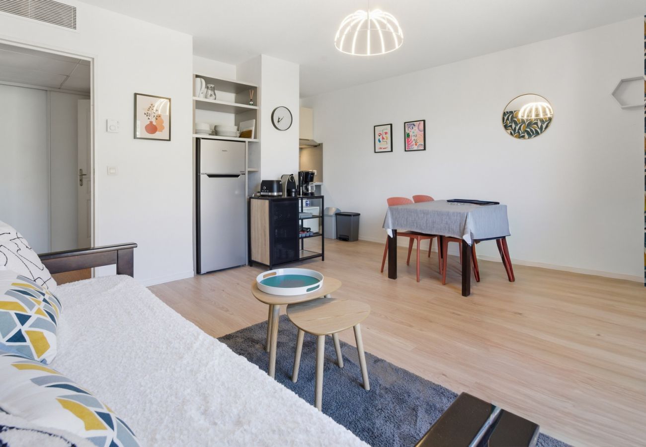 Apartment in Grasse - Bright apartment for 4 people, with balcony