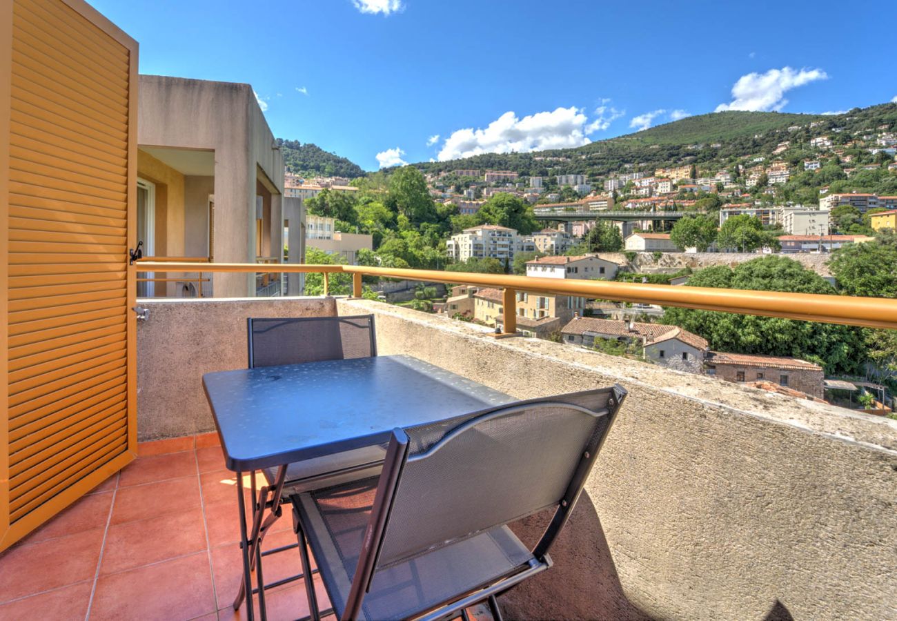 Apartment in Grasse - Charming flat for 4 people, right next to the shops