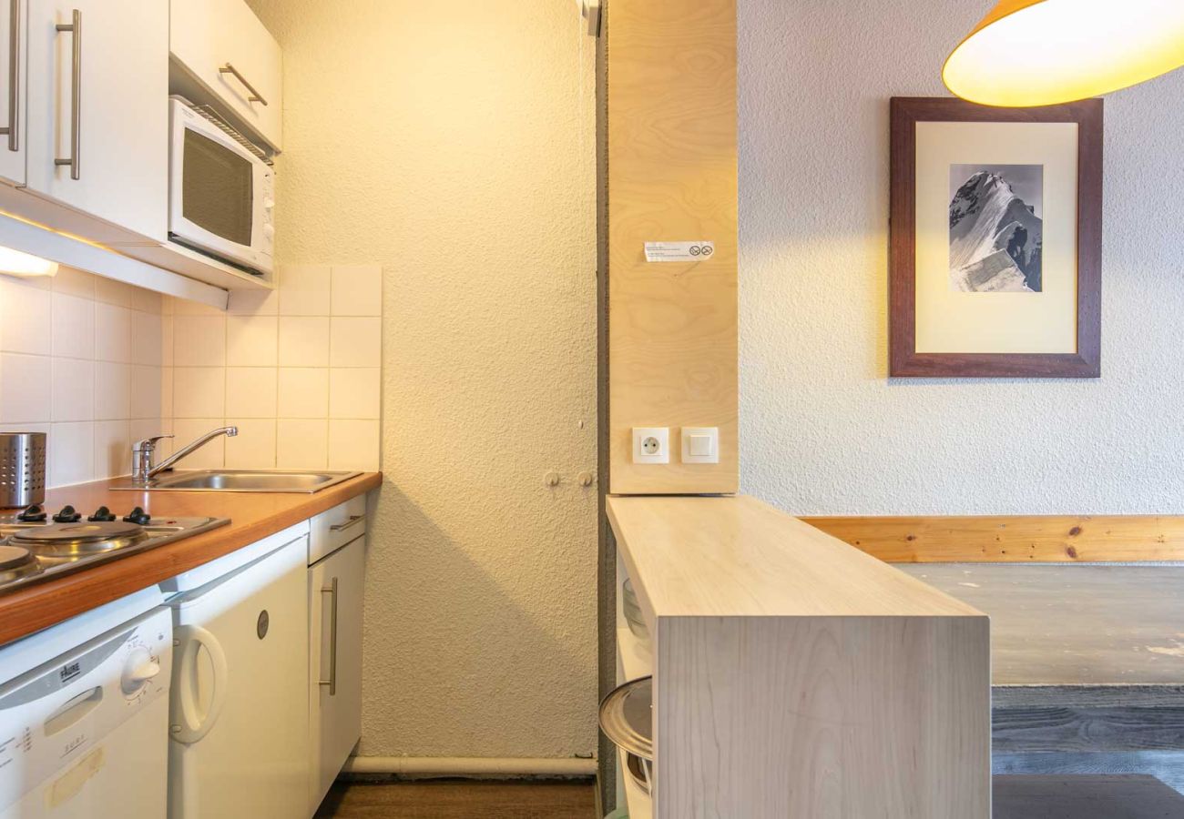 Apartment in Tignes - Apartment for 4 people, with a balcony, near the ski slopes