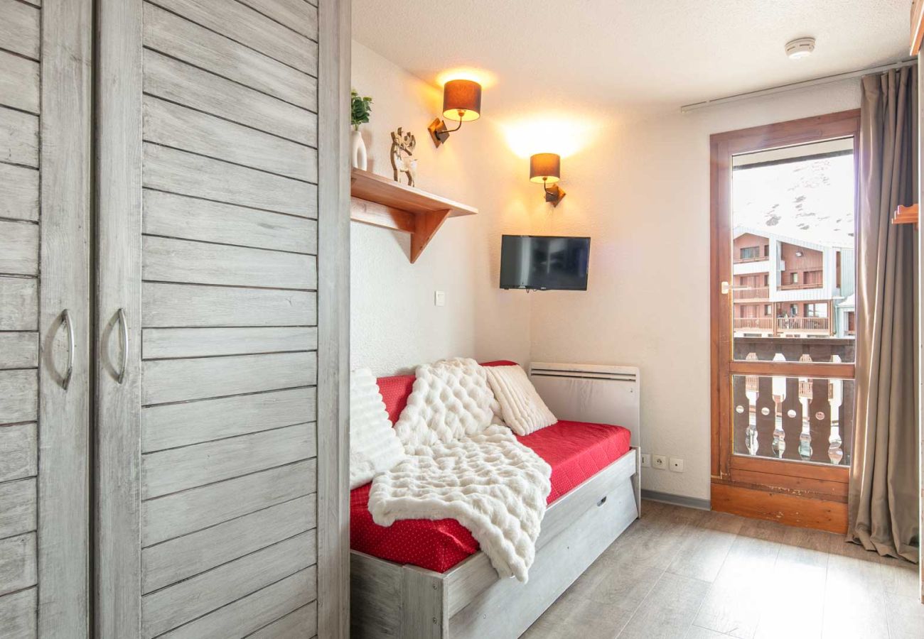 Studio in Tignes - Cozy studio for 4 people, with a balcony and mountain views