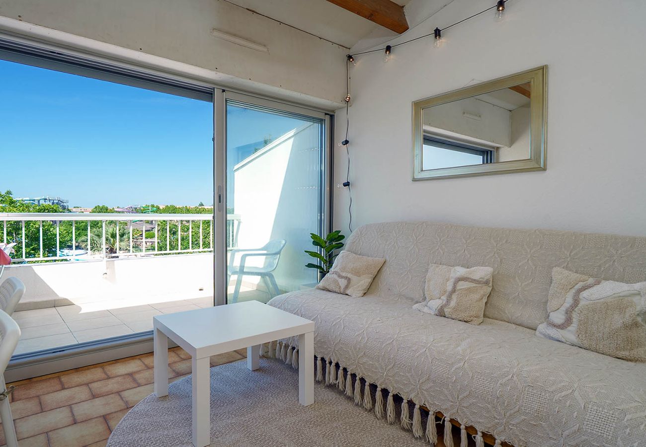 Apartment in Agde - Bright apartment for 4 people near Aqualand