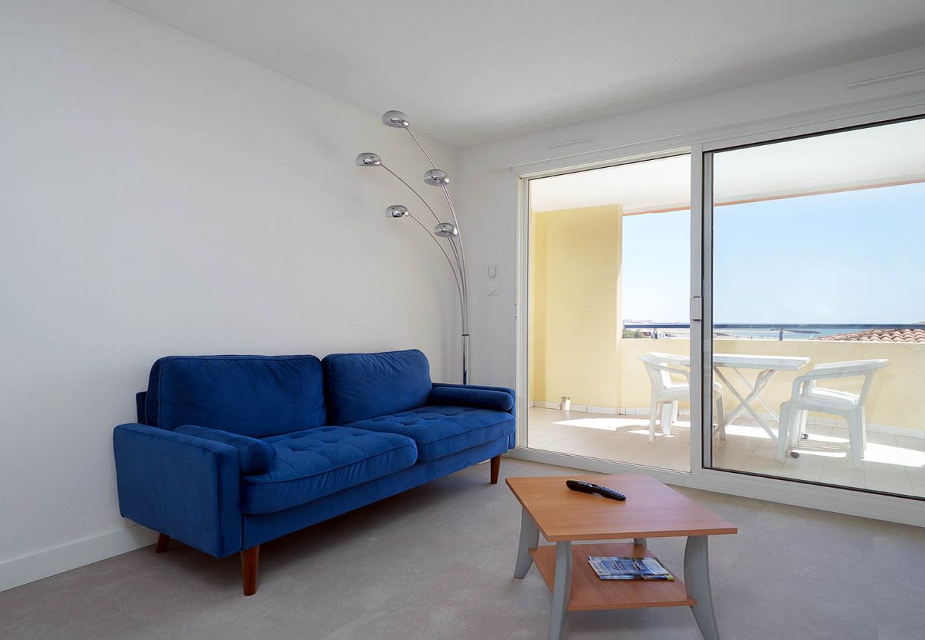 Apartment in Agde - Lovely 4person apartment with sea views and a swimming pool