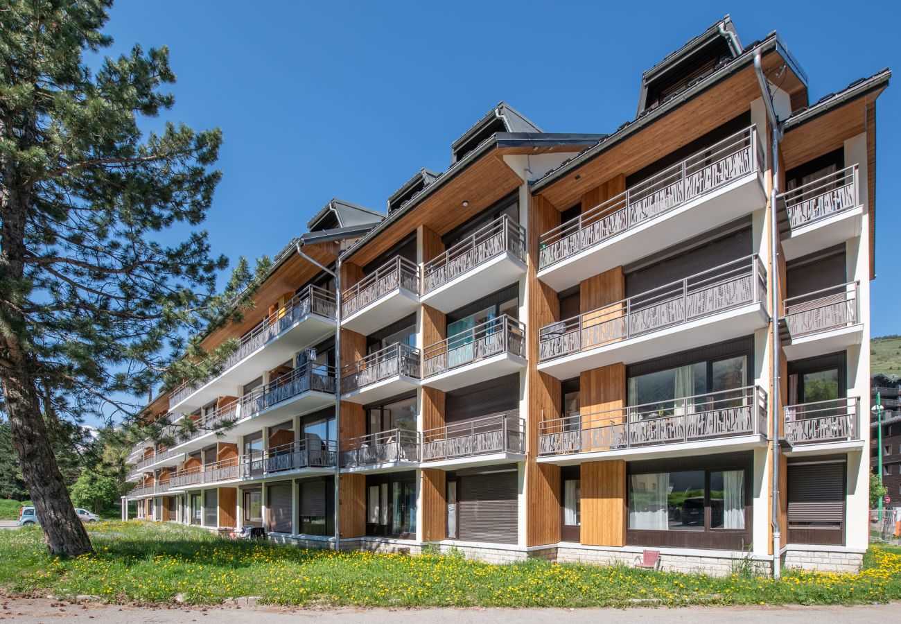 Studio in Les Deux Alpes - Studio apartment, downtown, mountain view