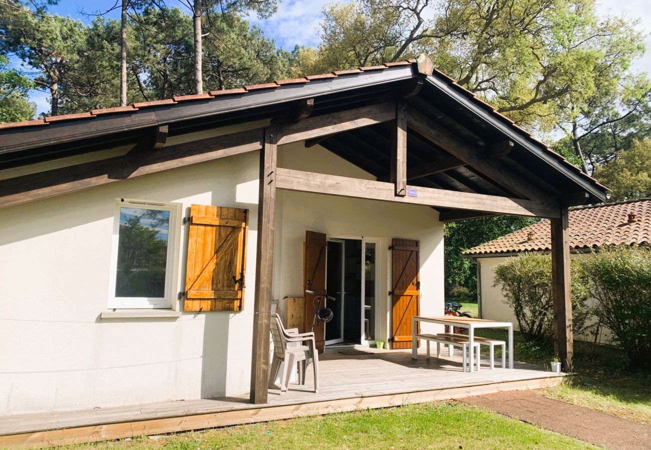 House in Ondres - House for 4 people with a pool and tennis court 