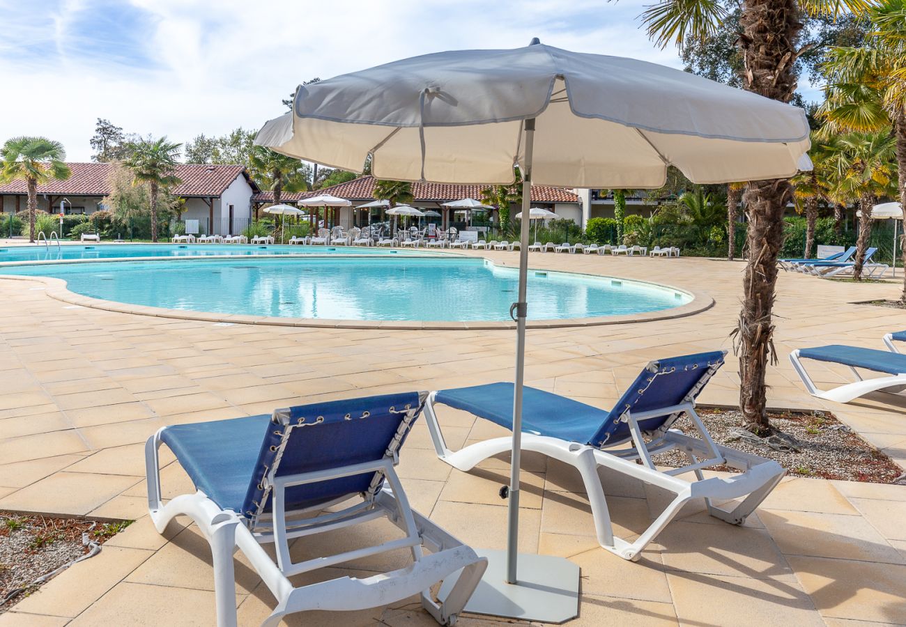 House in Ondres - House for 4 people with a pool and tennis court 