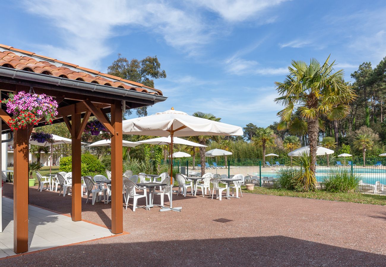 House in Ondres - House for 4 people with a pool and tennis court 
